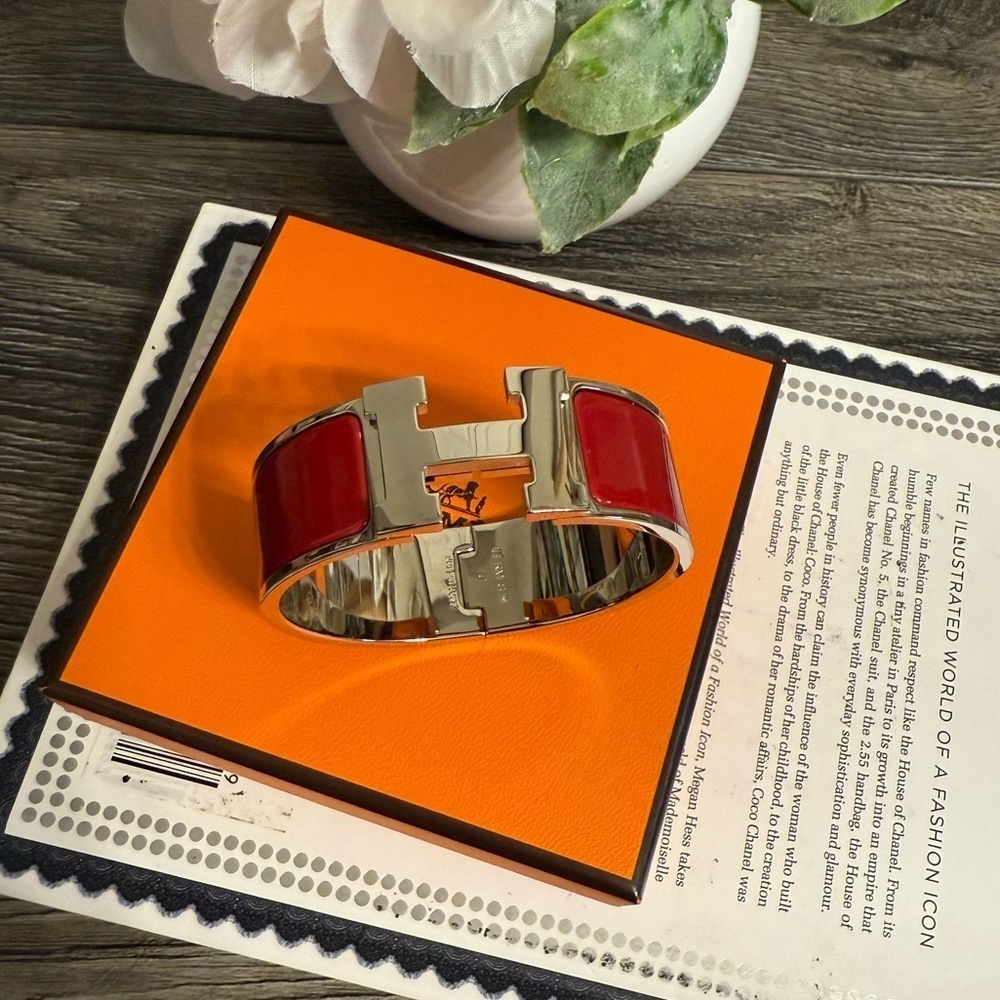 HERMES PM Red Clic Clac H Wide Enamel Bracelet